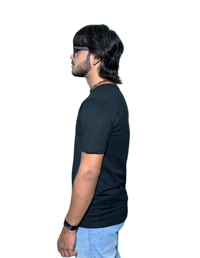 Chicago College League Oversized T-Shirt – 220 GSM Heavyweight Cotton - Image 4